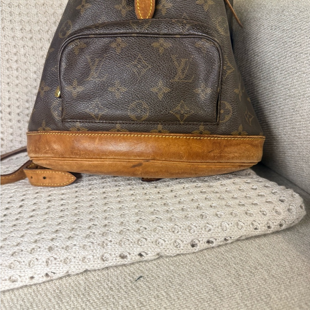 Vintage Louis Vuitton Brown Monogram Backpack - Picture 3 of 16